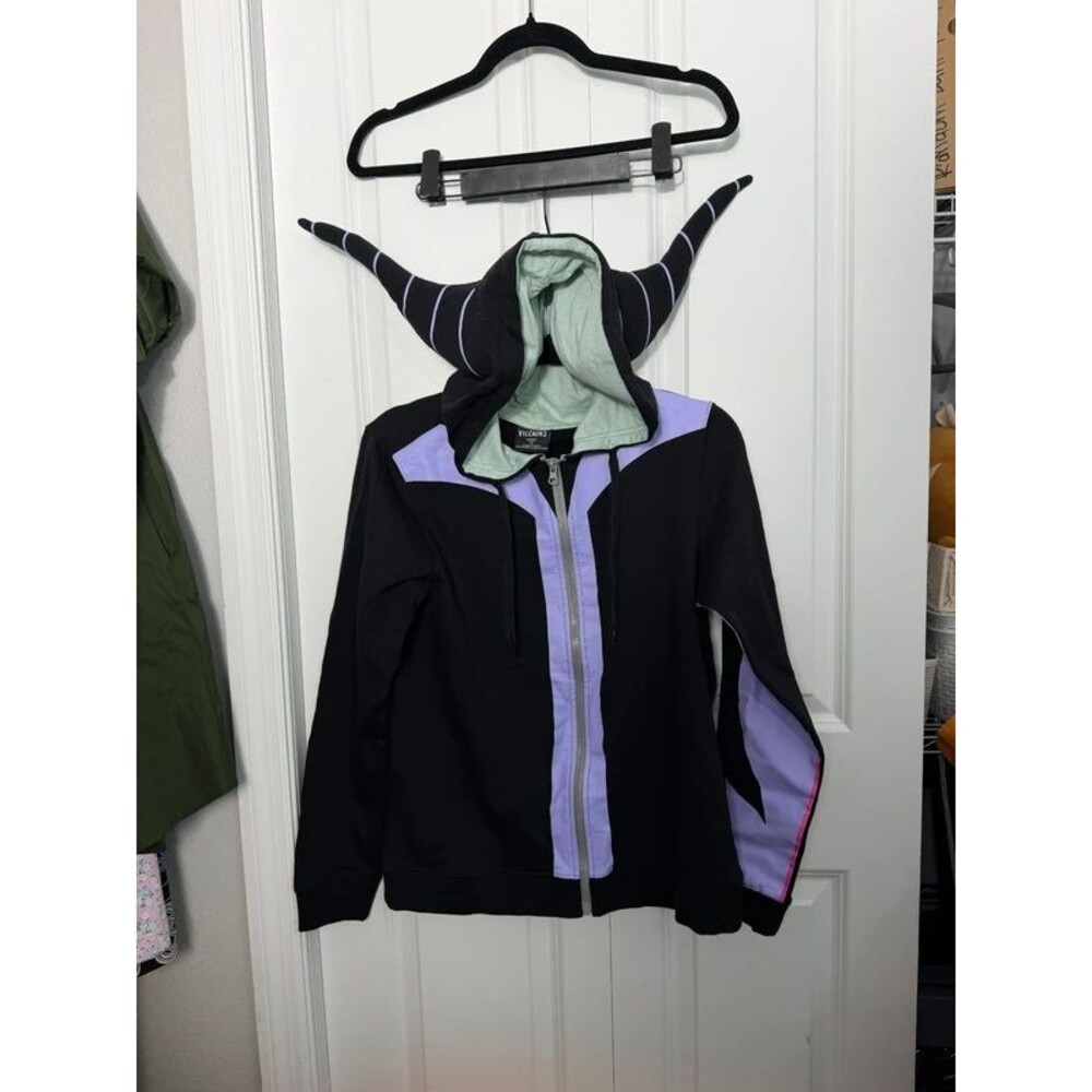 Disney Villains cosplay Maleficent black purple hoodie horns size medium new wit